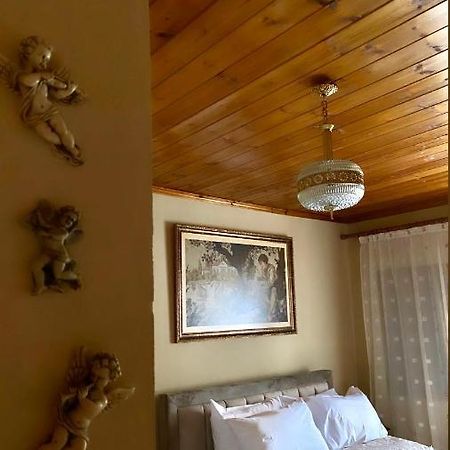 Marko'S House จีโรคาสเตอร์ ภายนอก รูปภาพ
